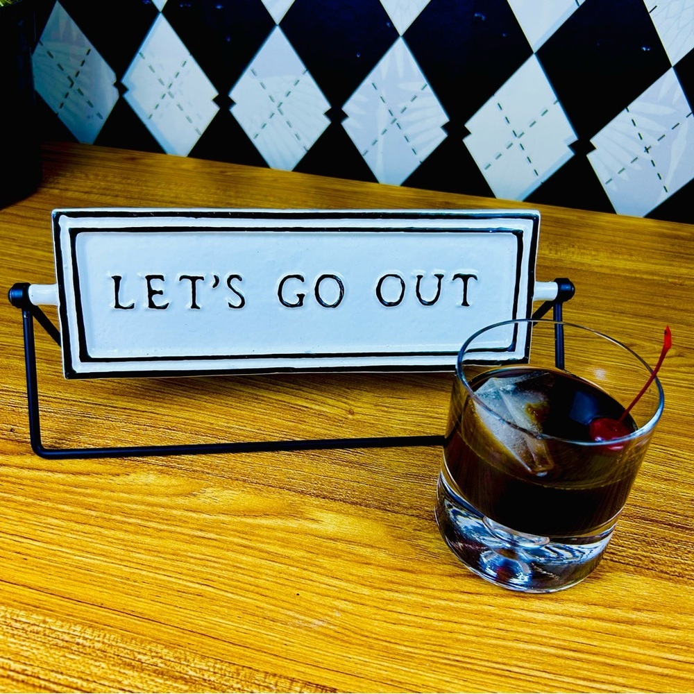 Let’s Stay In/ Let’s Go Out Reversible Hinged Tabletop Sign Metal Décor - Picture 3 of 3